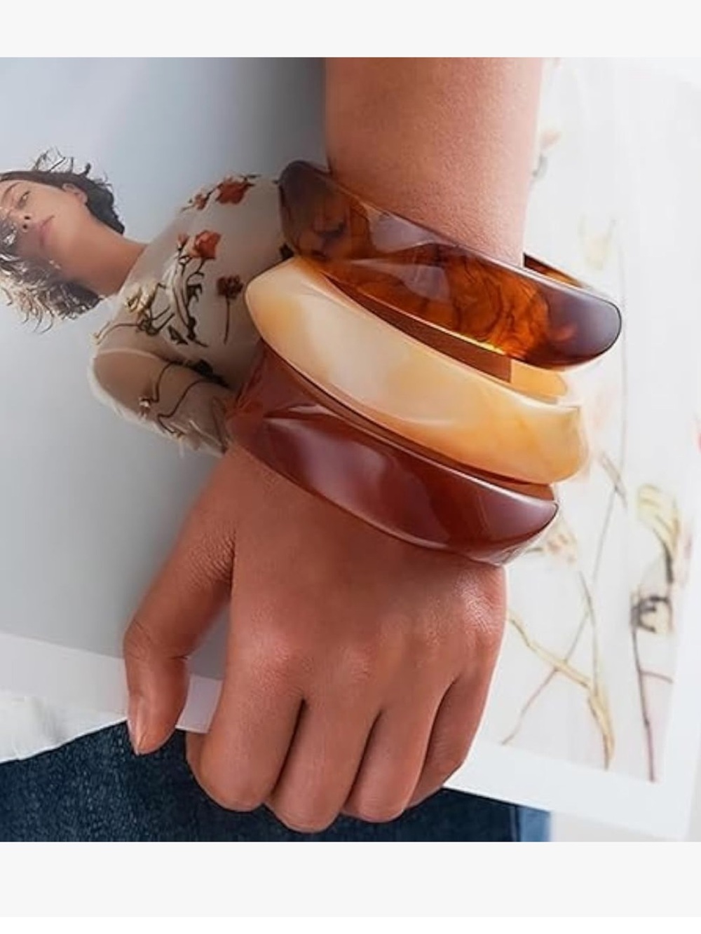 NEW. Women's Resin Bangle Bracelet - Amber, Caramel & Cream